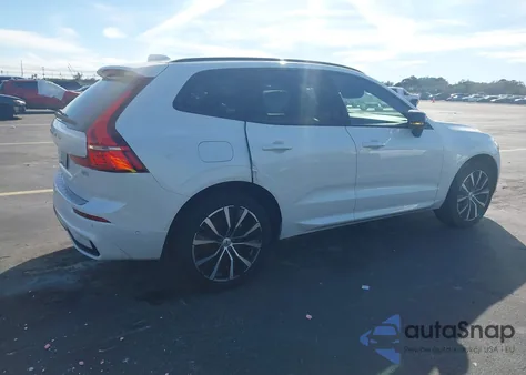 2023 Volvo Xc60 B5 Plus Dark Theme from USA, damaged, VIN YV4L12DLXP1376233